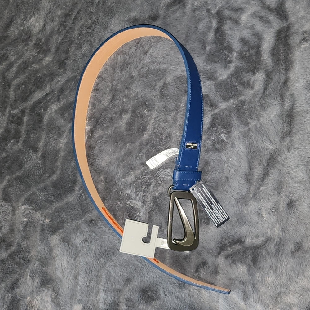 Nike Golf Belt Swoosh Metal Grip Tech NWT Size 32 Blue